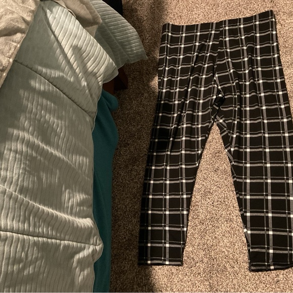 Just Be Black Comfortable Gray Plaid Pants - Picture 6 of 6